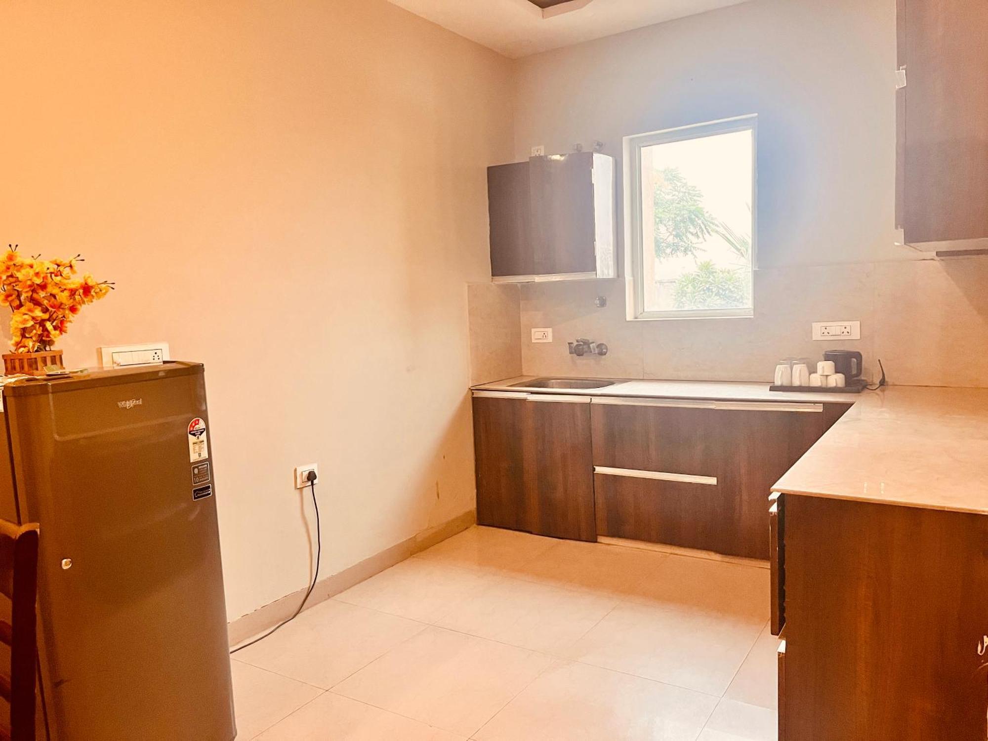 Pearl Grand Boutique Cottage In Omaxe Anandam Vrindavan - #Premium Ac Rooms With Balcony #Big Parking #Lift #Garden #Peaceful Area #Near Prem Mandir #Property Of The Year #Most Awarded Exterior foto